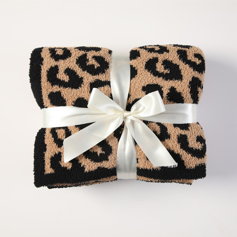 Brown and Black Luxurious Leopard Print Knit Throw Blanket – Ultra-Soft Jacquard Plush for Sofa, Bed & Cozy Comfort (130x150cm)