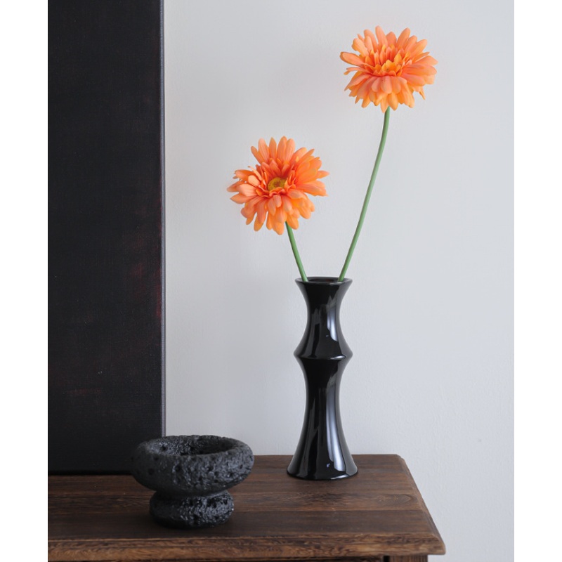 Glossy Black Ceramic Vase – Unique Bamboo-Look Design (20x8x5.5cm)