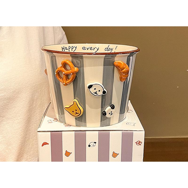 Charming Striped Ceramic Instant Noodle Bowl with 3D Accents & Happy every day!” Message(grey)”