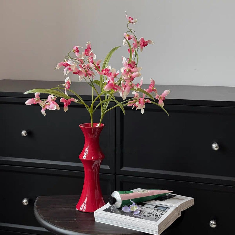 Glossy Red Ceramic Vase – Unique Bamboo-Look Design (20x8x5.5cm)