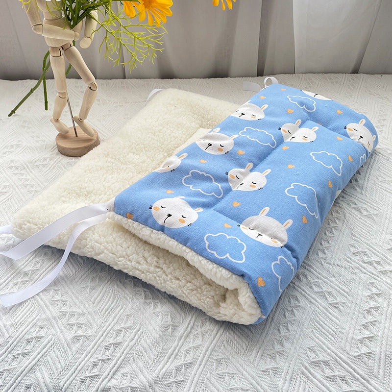 Tie-On Cat Cage Platform Pad – Rabbit pattern on Blue background (30x50cm)